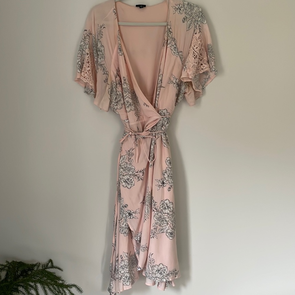 Torrid wrap dress size 2